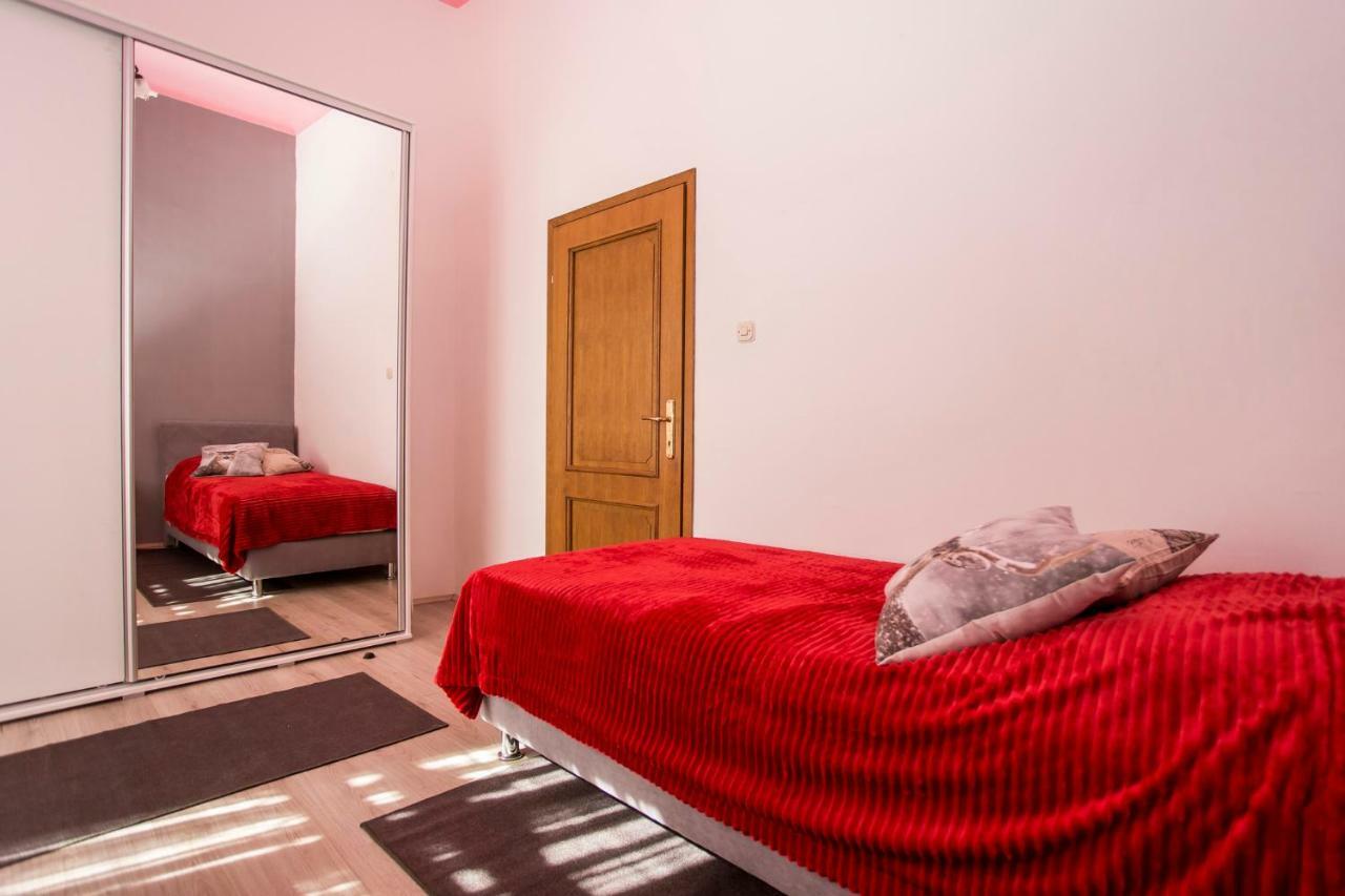 Emanuel Apartman Pula Exterior foto