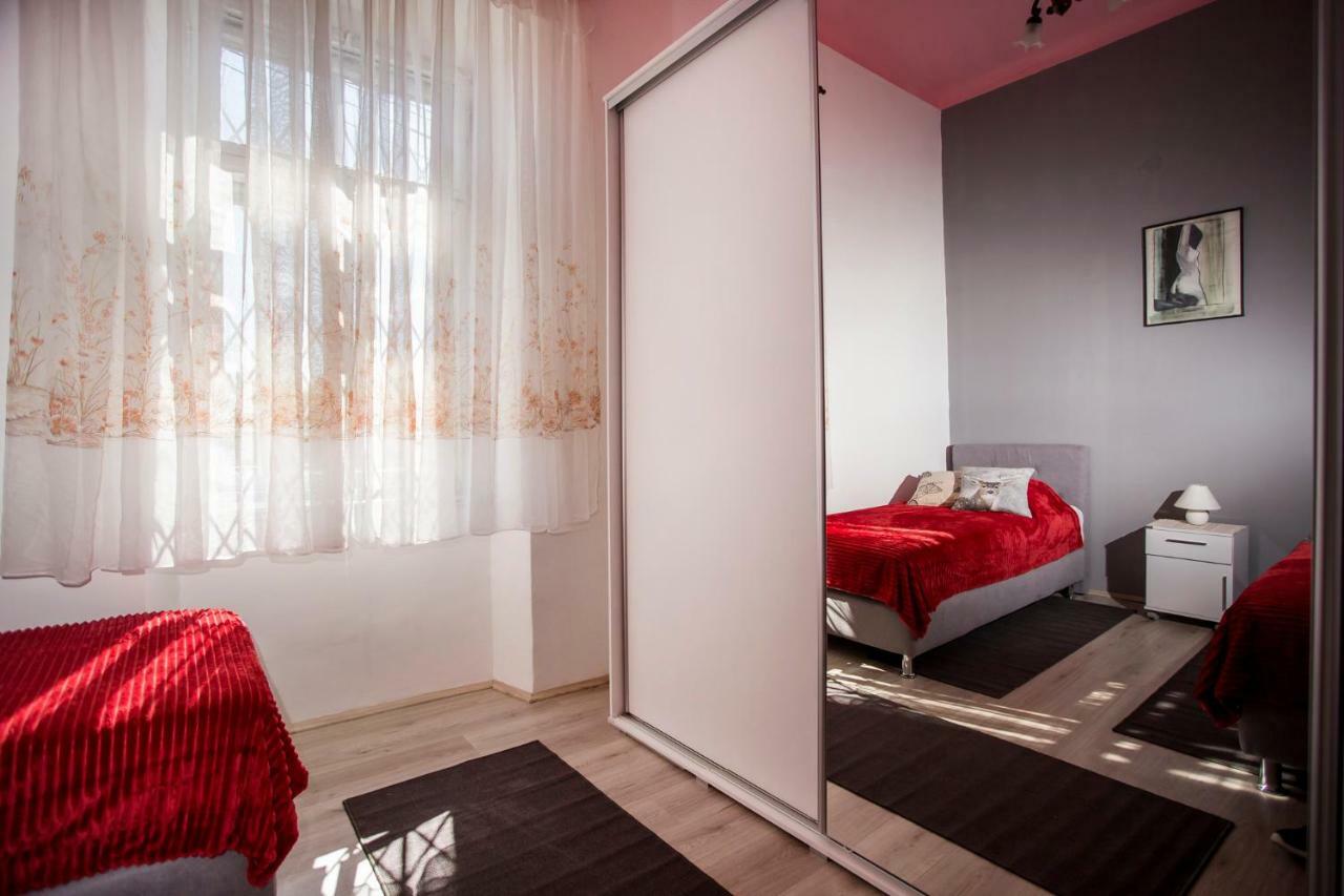 Emanuel Apartman Pula Exterior foto