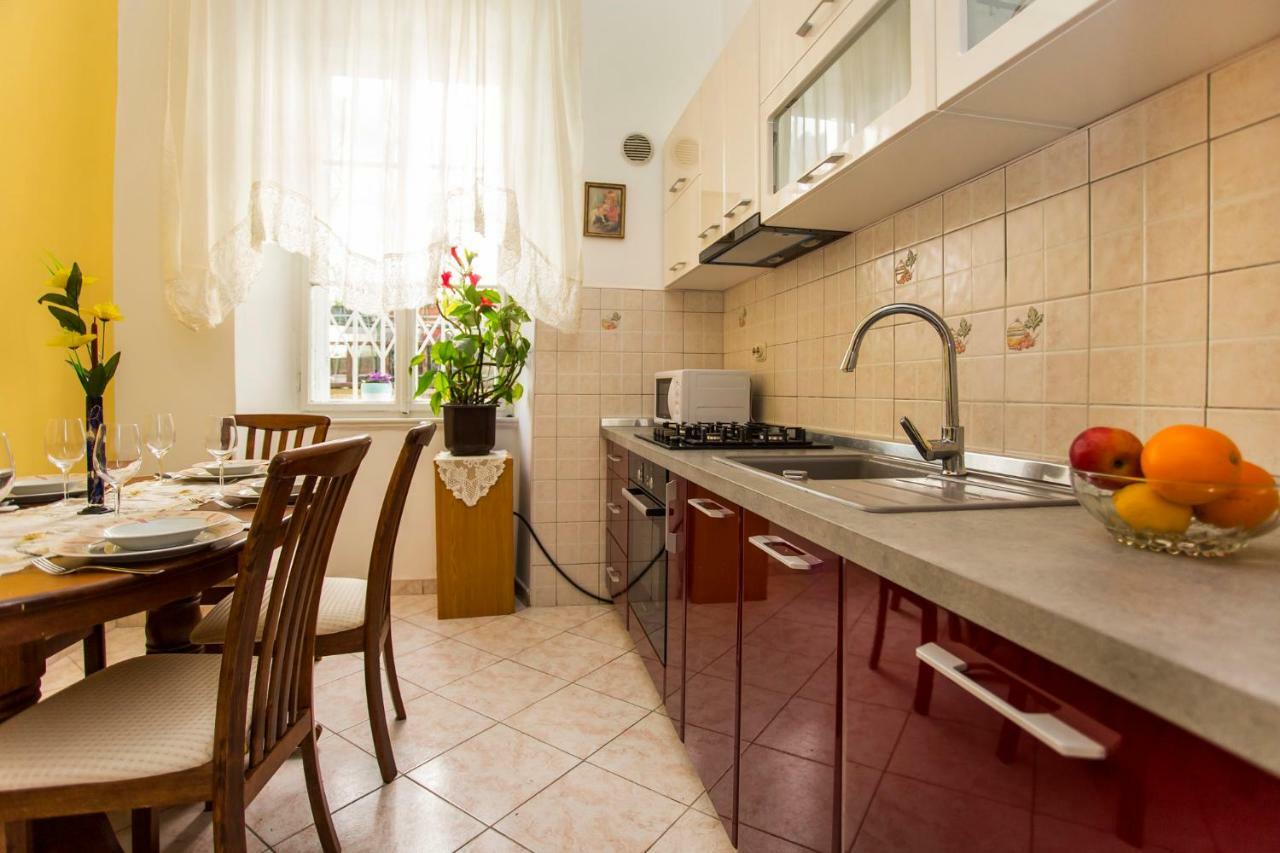 Emanuel Apartman Pula Exterior foto
